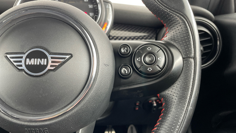 MINI Hatchback 2.0 Cooper S Sport II 3dr Auto [Comfort Pack] Petrol Hatchback